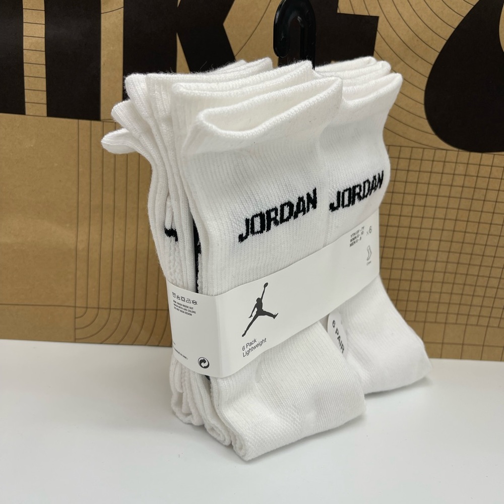 JORDAN JUMPMAN CREW Socks 
6PK

Style XJ0130-001 - Picture 7 of 16